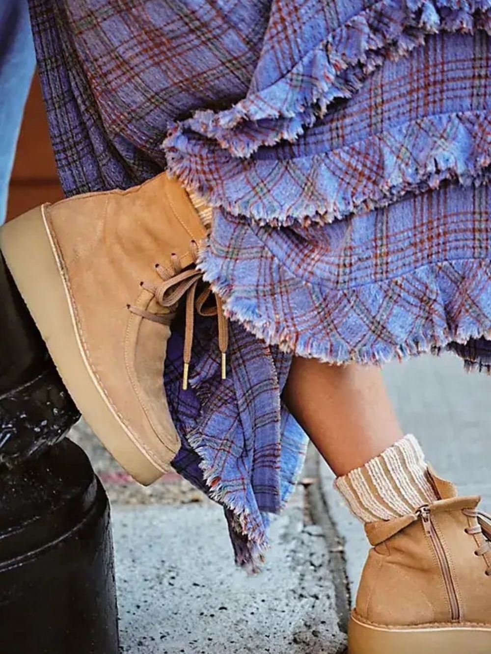 Free People Aiden Wedge Platform Moccasin Tan Suede Lace-Up Ankle Boots Sz 37
